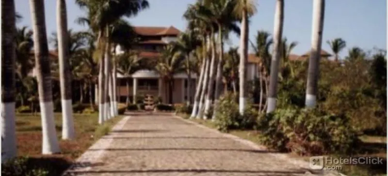 Reina Cumayasa Beach & Suites La Romana 3*,